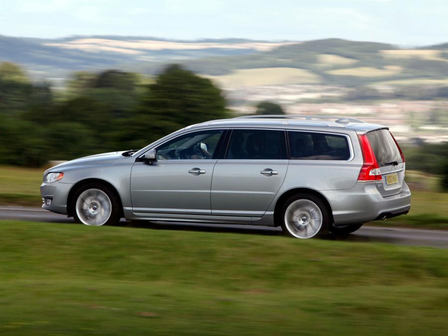  Volvo V70 2013 года  (UK) (фото 7 из 14)
